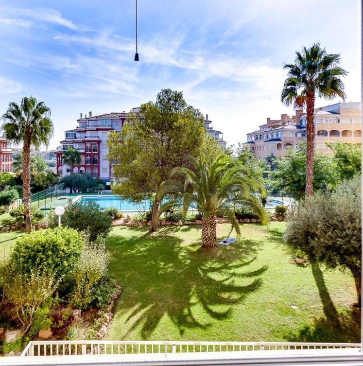 Appartement Torre La Mata Torrevieja Extérieur photo